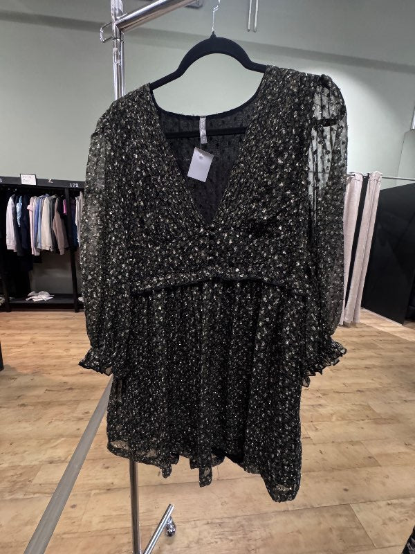 Kjóll urban outfitters