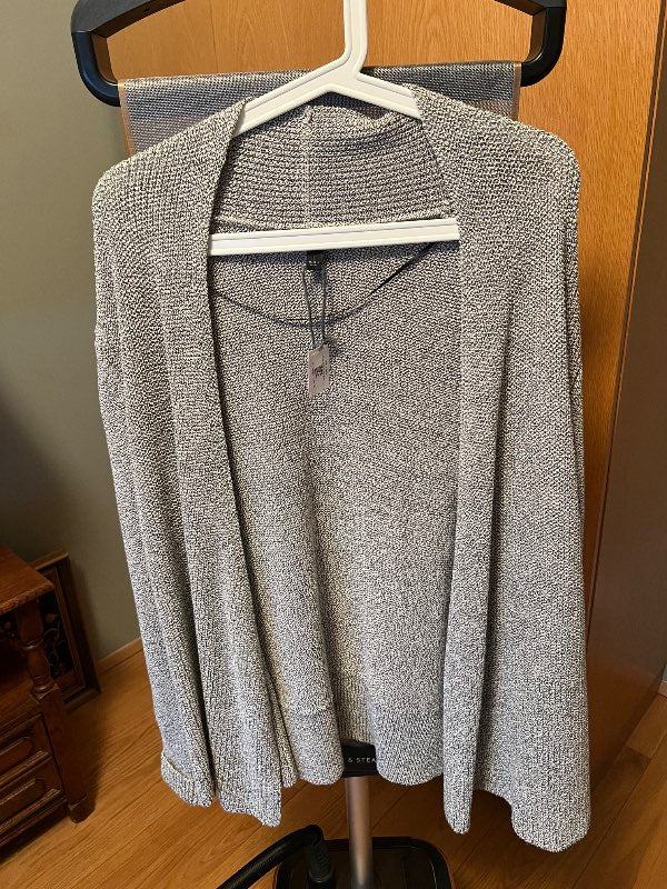 Banana Republic peysa