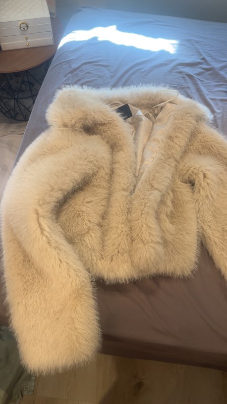 Zara pels