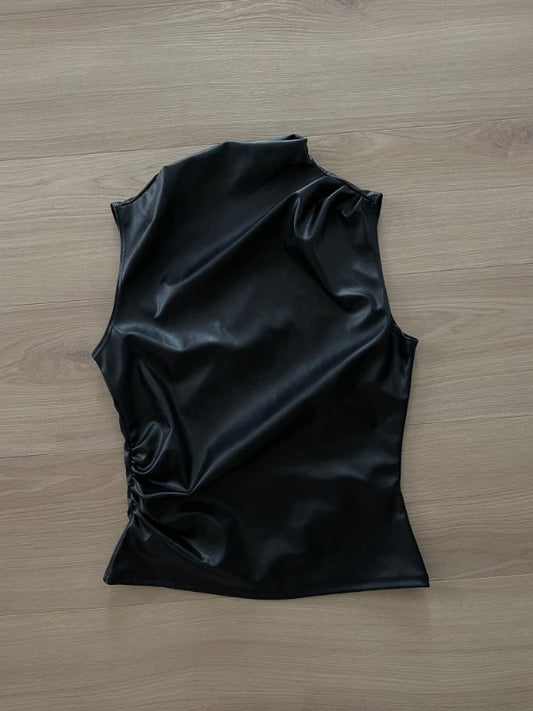 Plt pleather toppur