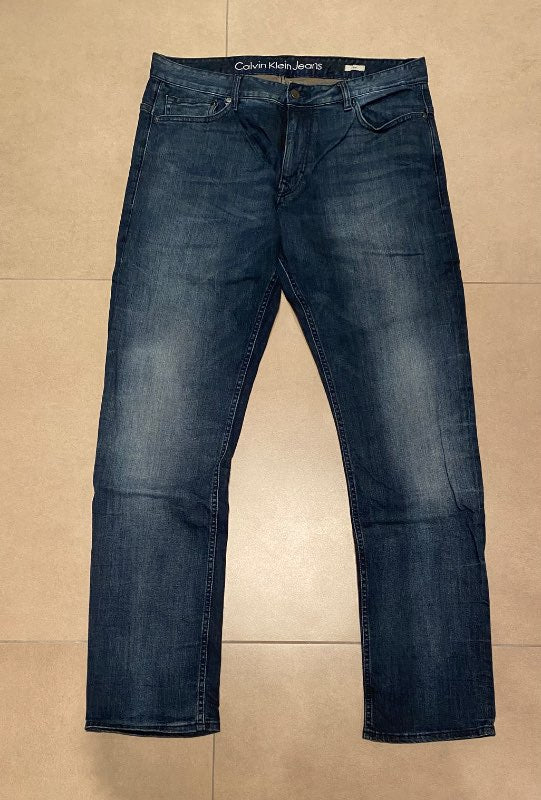 Calvin Klein gallabuxur