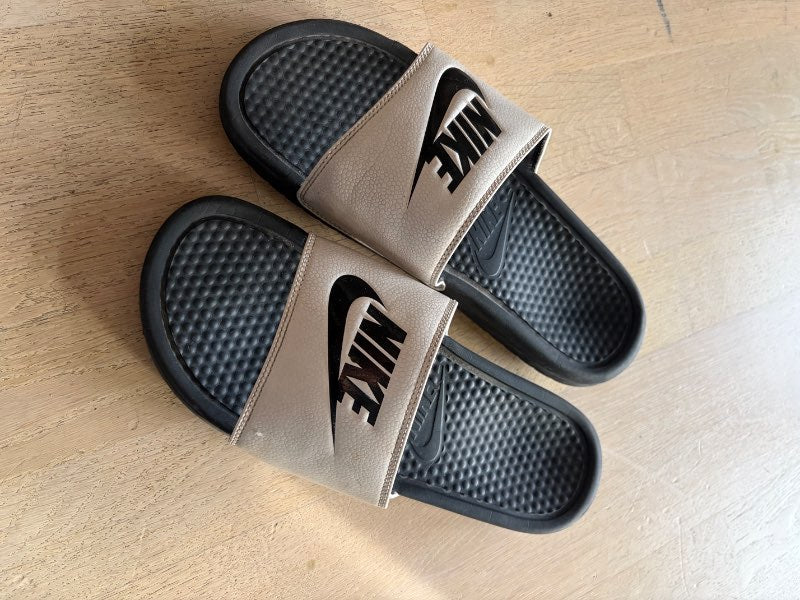 Nike inniskór