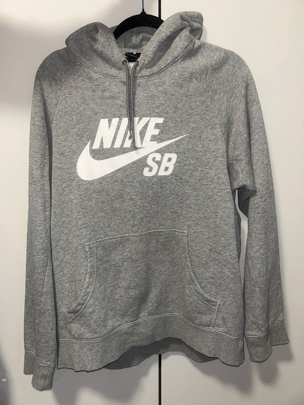 Nike SB Peysa