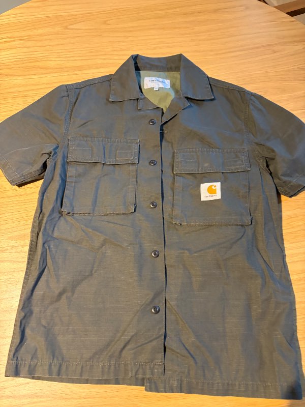 Carhartt skyrta/jakki, stutterma