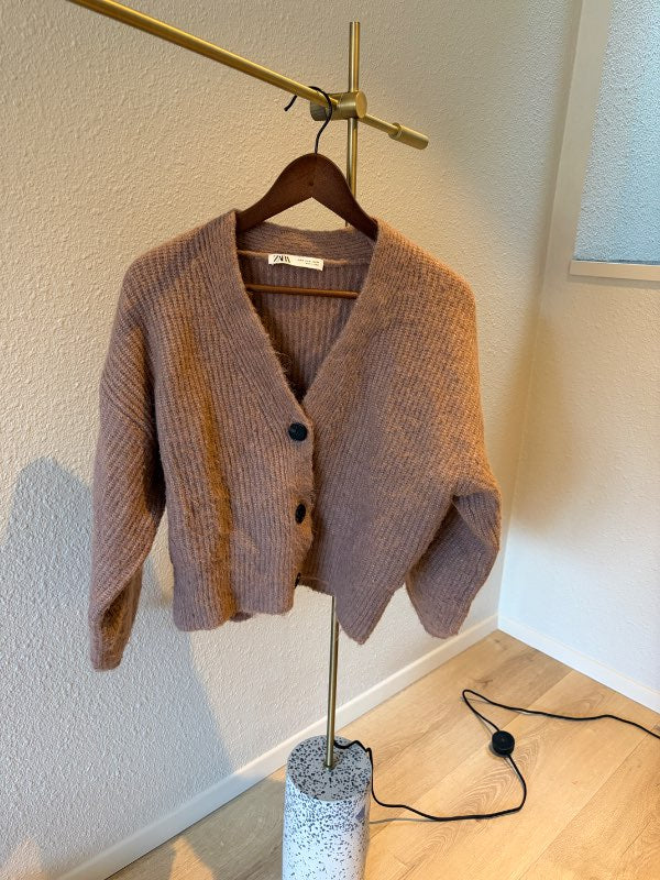 Zara golla