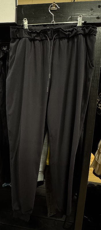 Lululemon black joggers