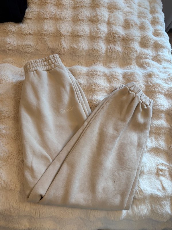 Comfrt buxur beige