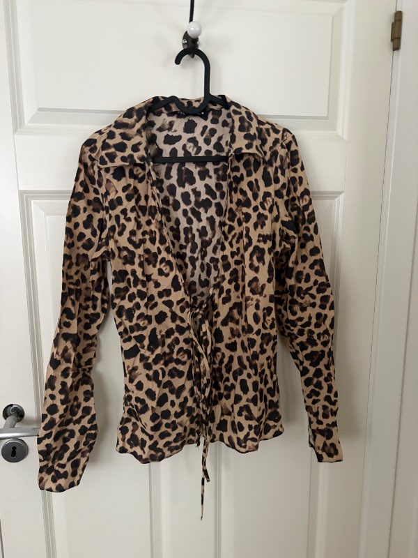 Leopard skyrta