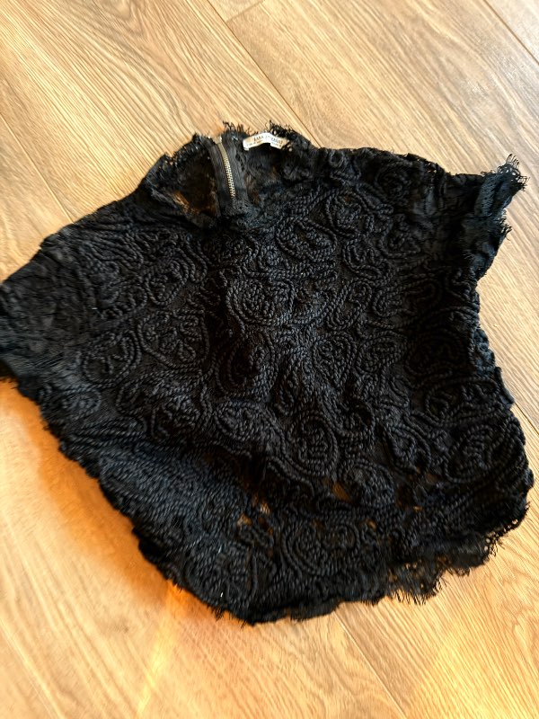 Zara toppur blúndur