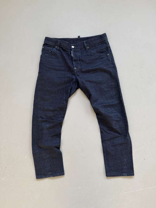 dsquared2 buxur