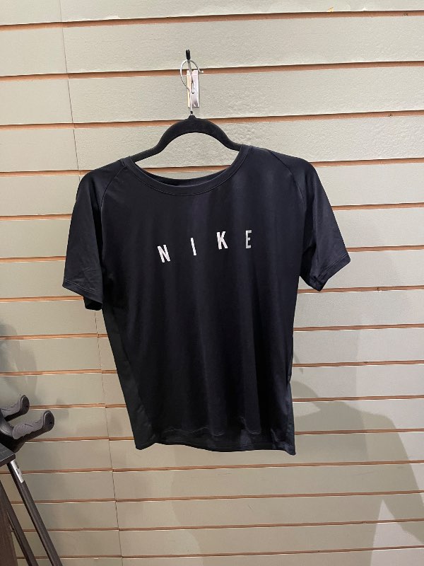 Nike íþrótta bolur
