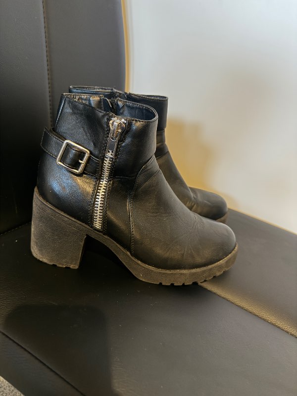 Chelsea Boots m. sylgju og rennilás