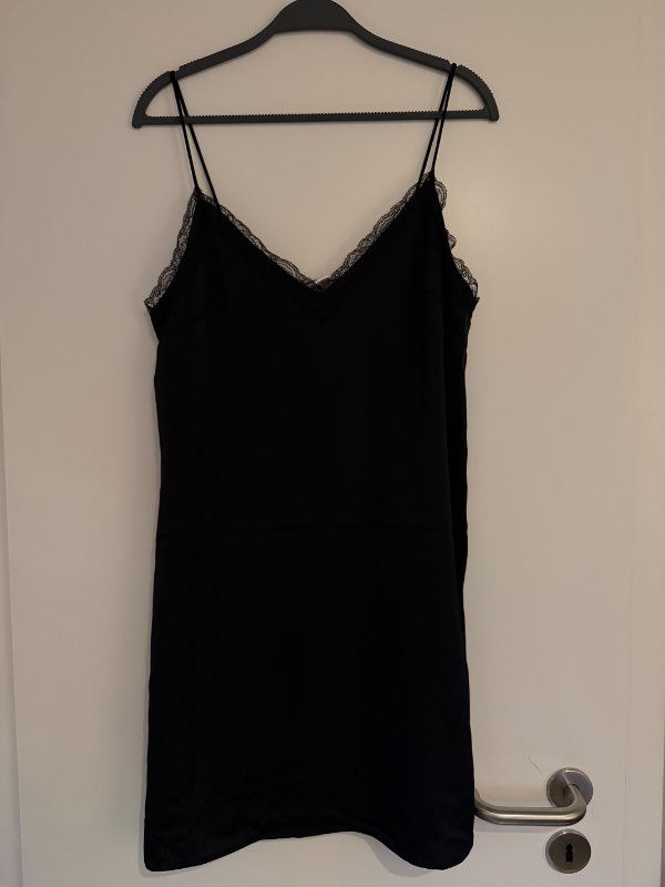 Hlýra blúndu náttkjóll H&M