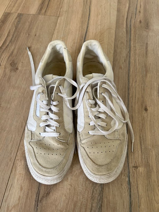 Adidas strigaskór