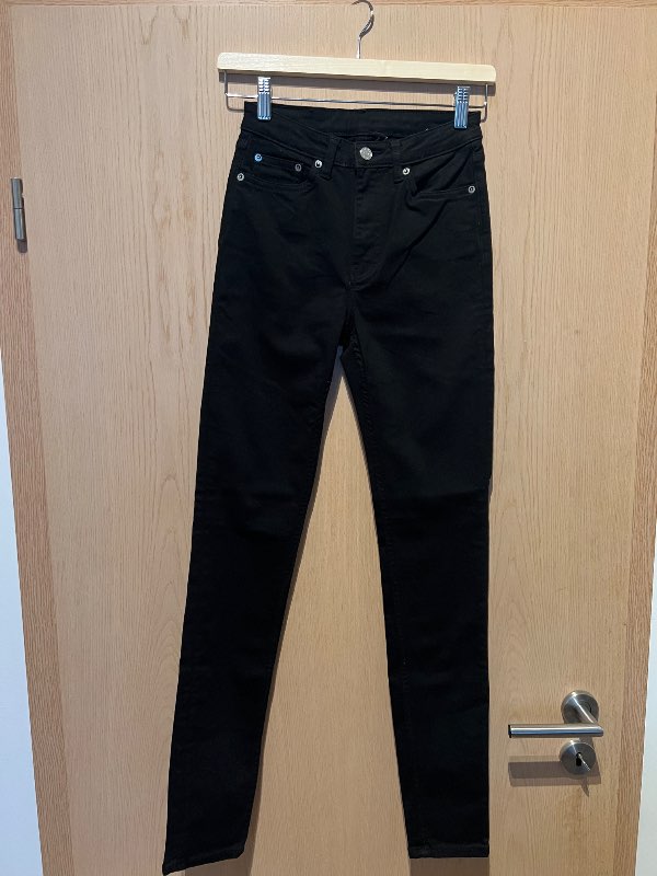 Weekday svartar skinny gallabuxur