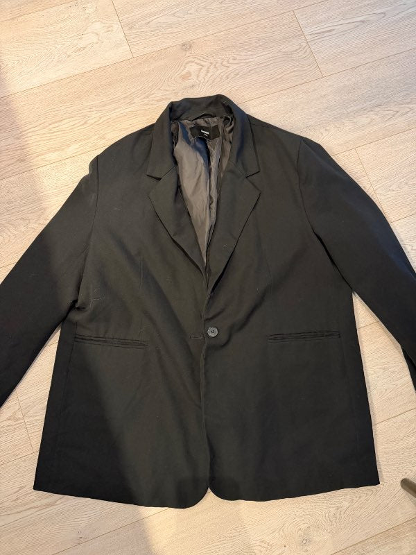 Svartur blazer