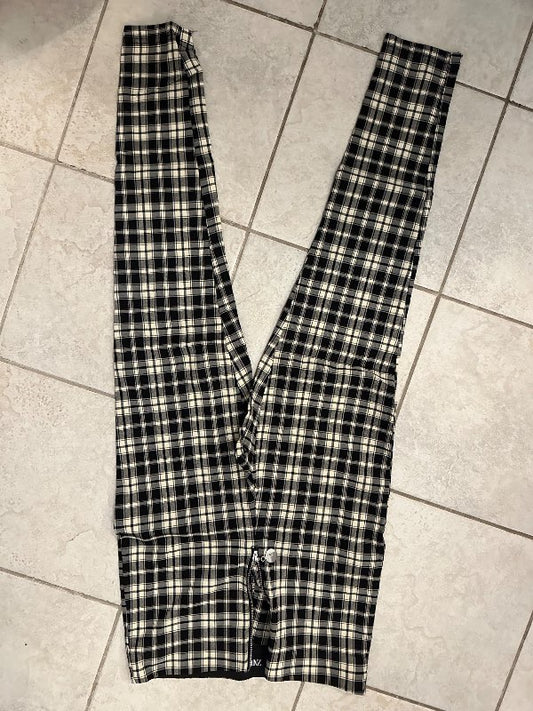 zara köflóttar buxur