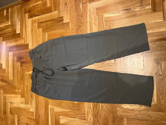 Zara buxur grænar