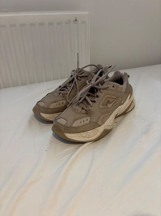 Nike strigaskór