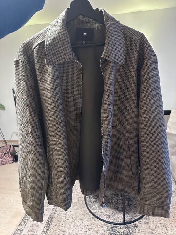 H & M jakki