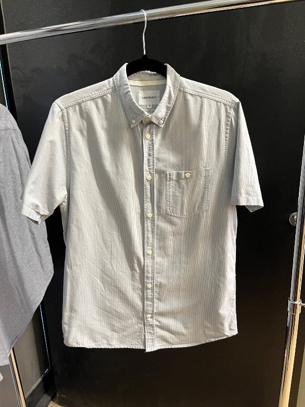 Norse Projects skyrta ljósblá stutterma