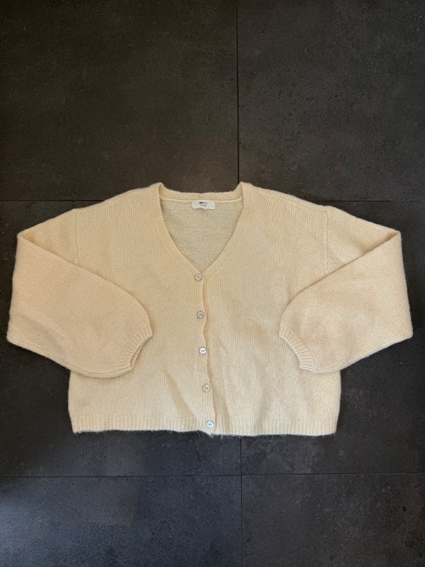 Ginatricot peysa wool blend