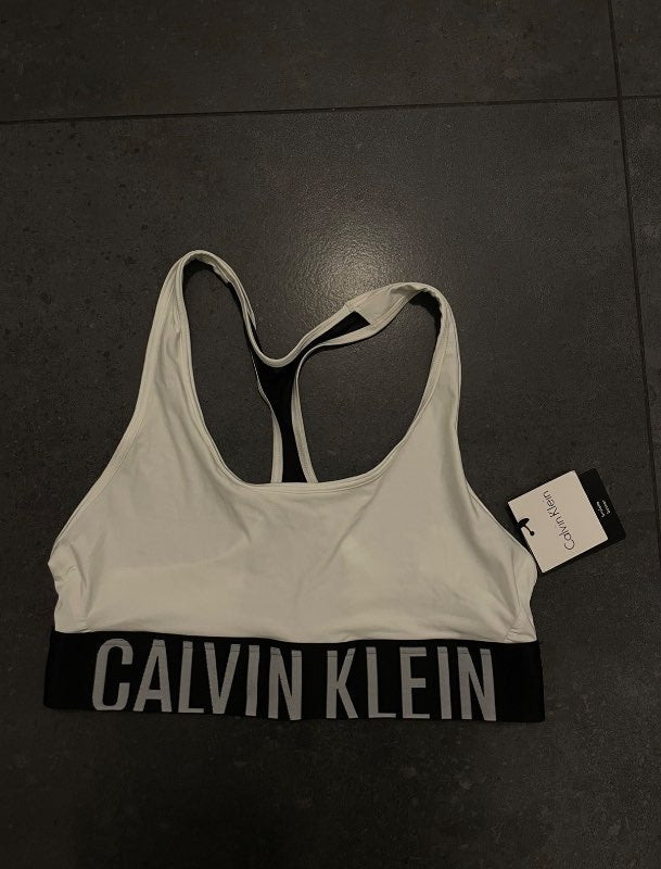 Calvin klein íþróttatoppur