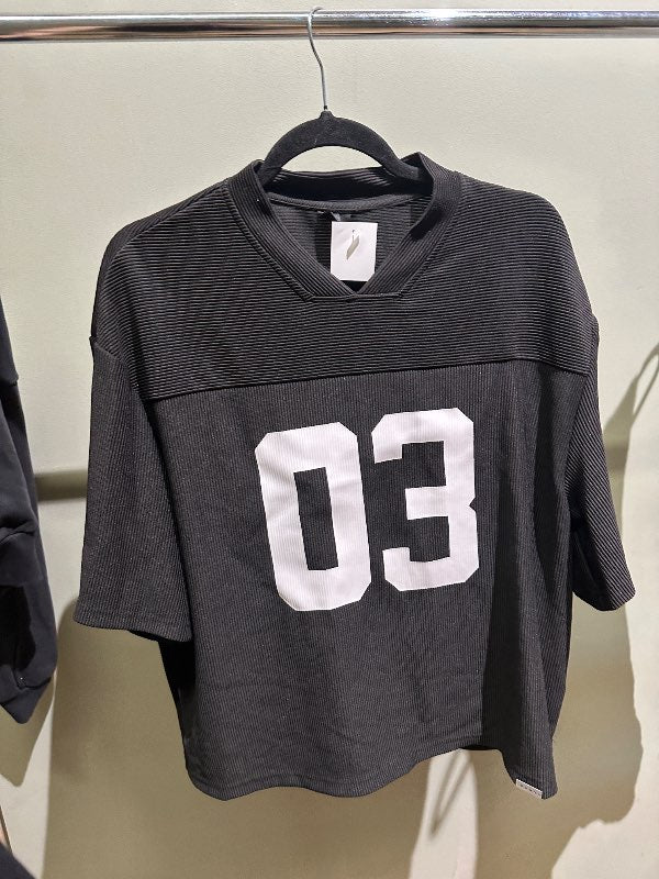 Varsity stuttermabolur