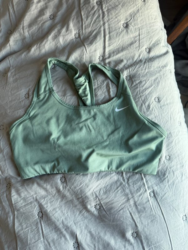 Nike toppur grænn