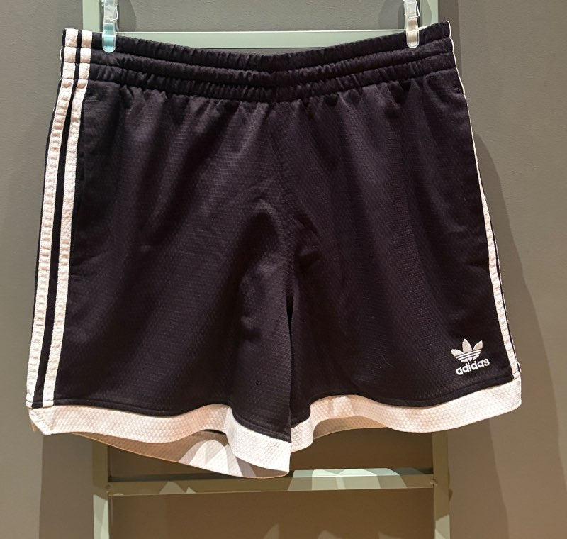 Adidas stuttbuxur