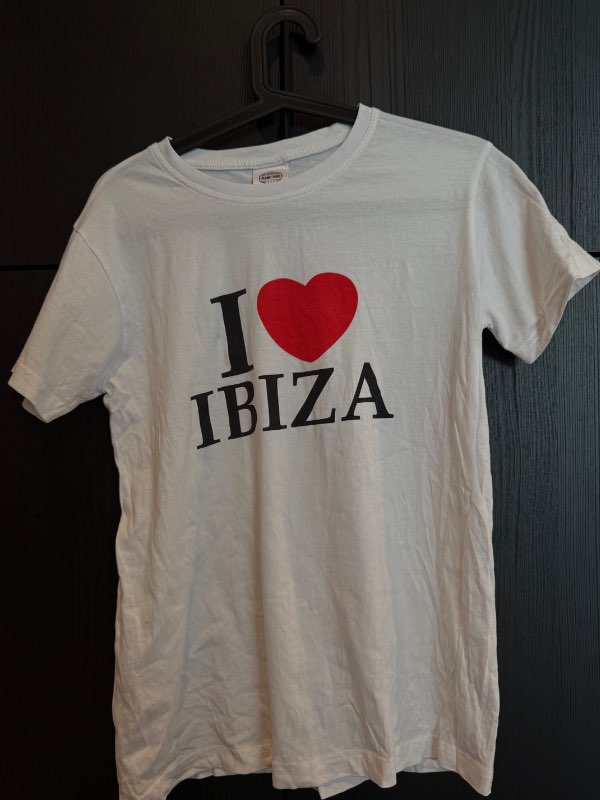 A I<3Ibiza