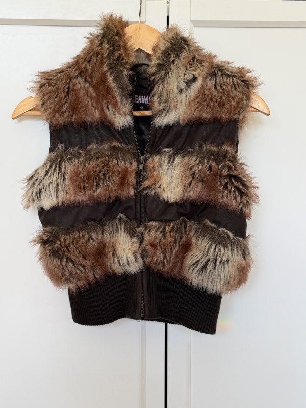 Fur vesti