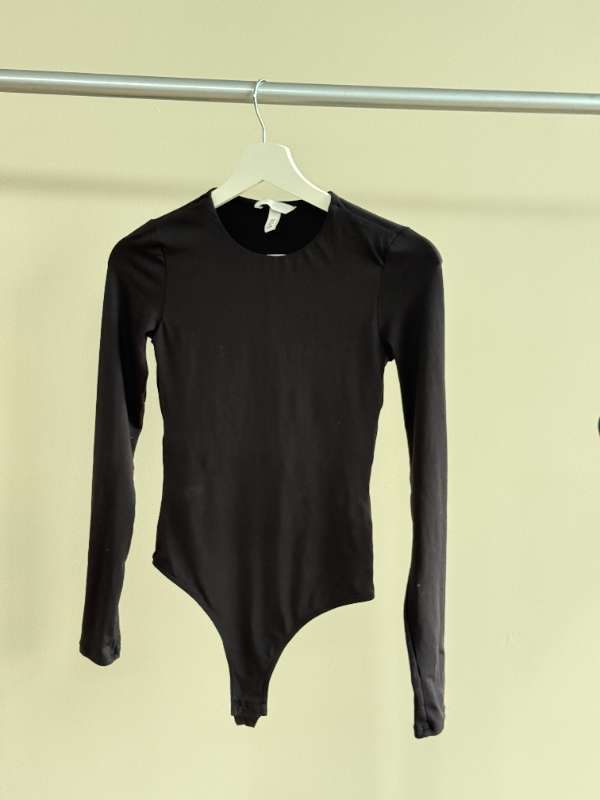 H&M svört langerma samfella