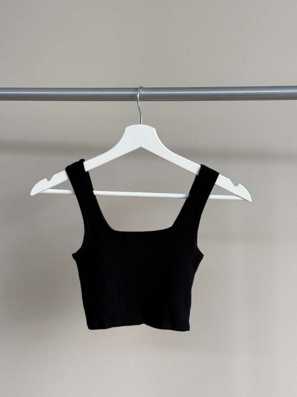 H&M svartur toppur