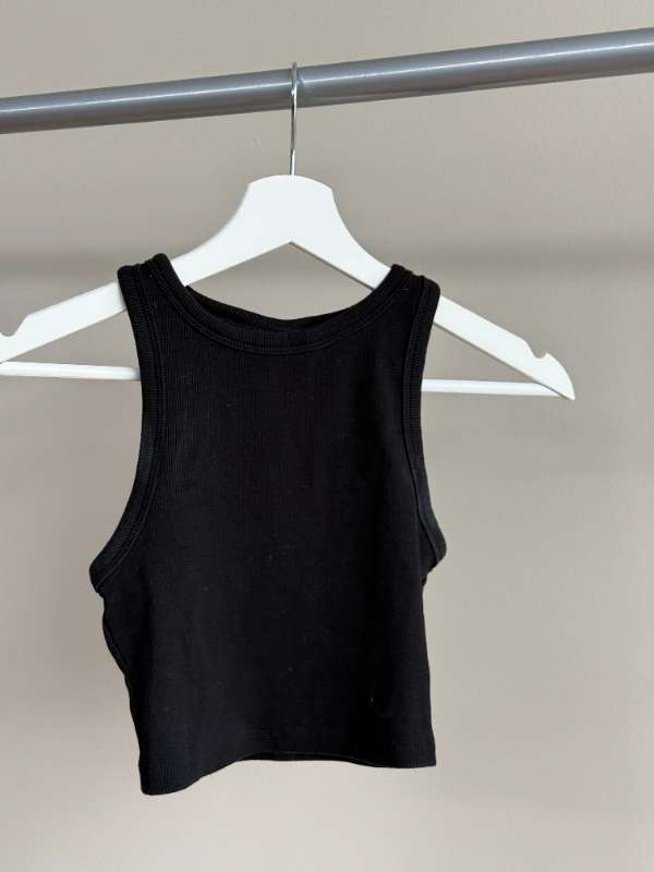 H&M svartur toppur