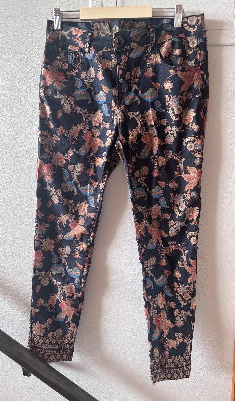 DESIGUAL litríkar buxur