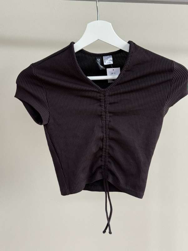 H&M svartur bolur