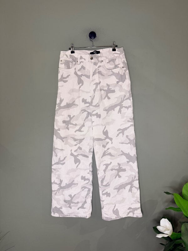 Reykjavík Roses hvítar camo