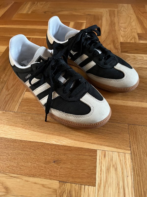 Adidas samba svartir/hvítir