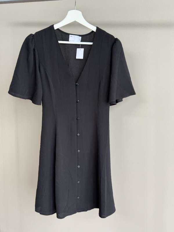 ASOS svartur kjóll (ónotað)