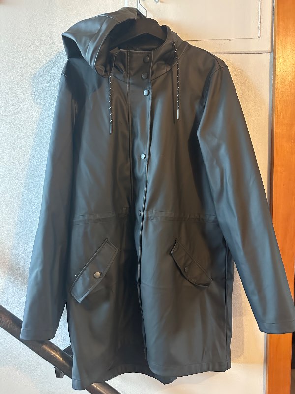 Regnkápa með hettu - Vero Moda