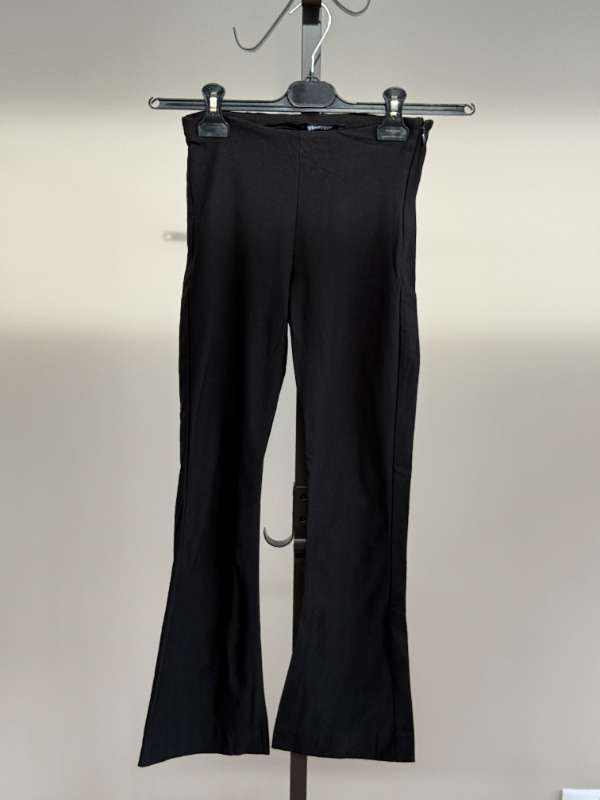 Gina Tricot svartar buxur