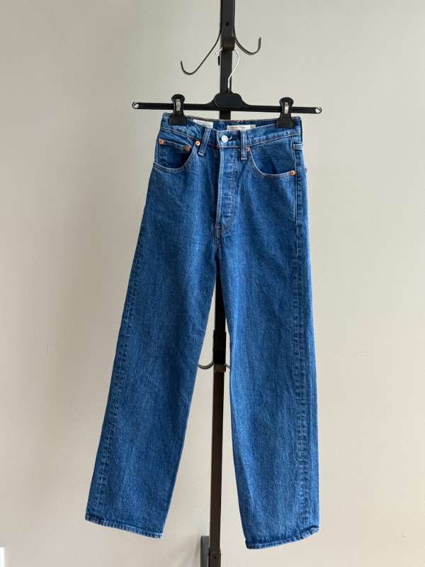 Levi ribcage straight jeans