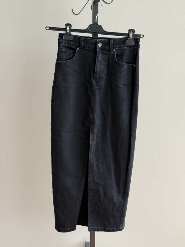 ASOS svart gallapils
