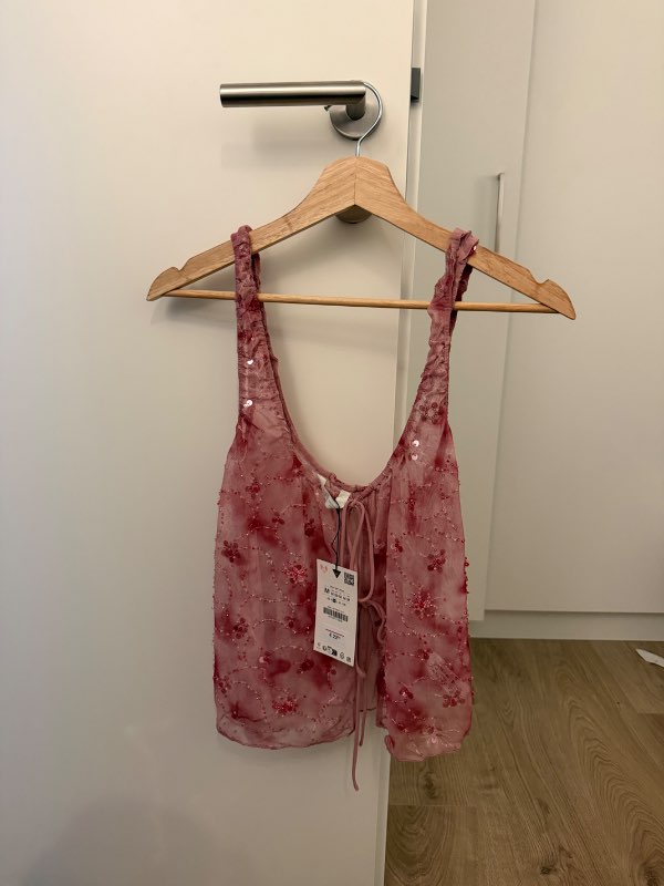 Bleikur pallíettu toppur - ZARA