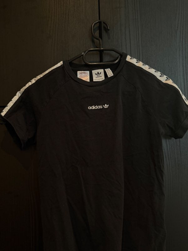 Adidas bolur
