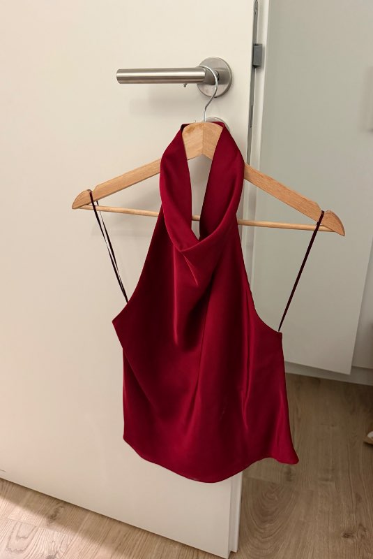 Rauður satín toppur - ZARA