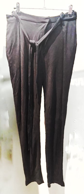 Svartar fínar loose buxur Mango
