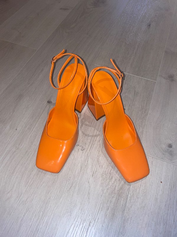 Mango hælar