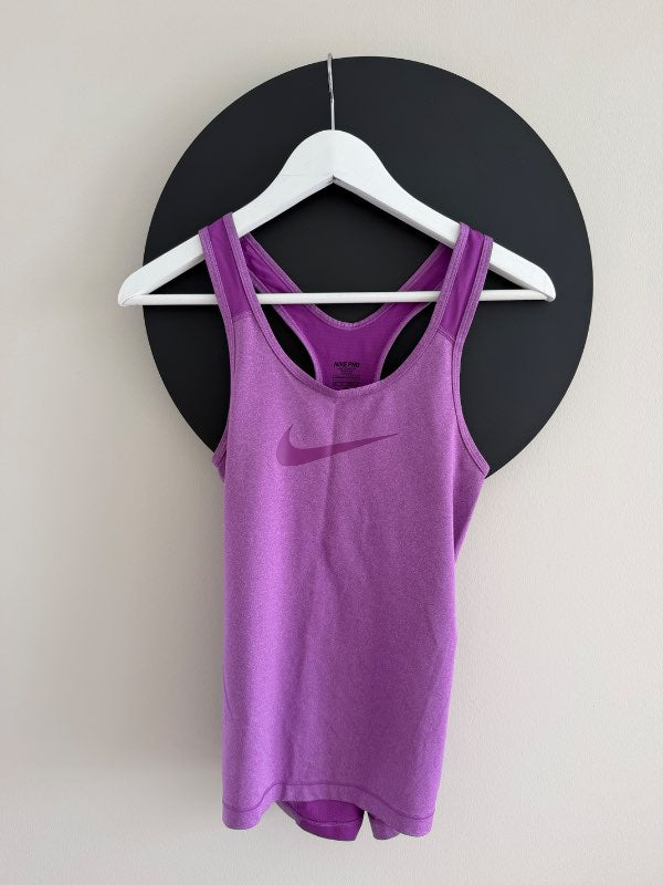 Nike pro íþróttabolur XS